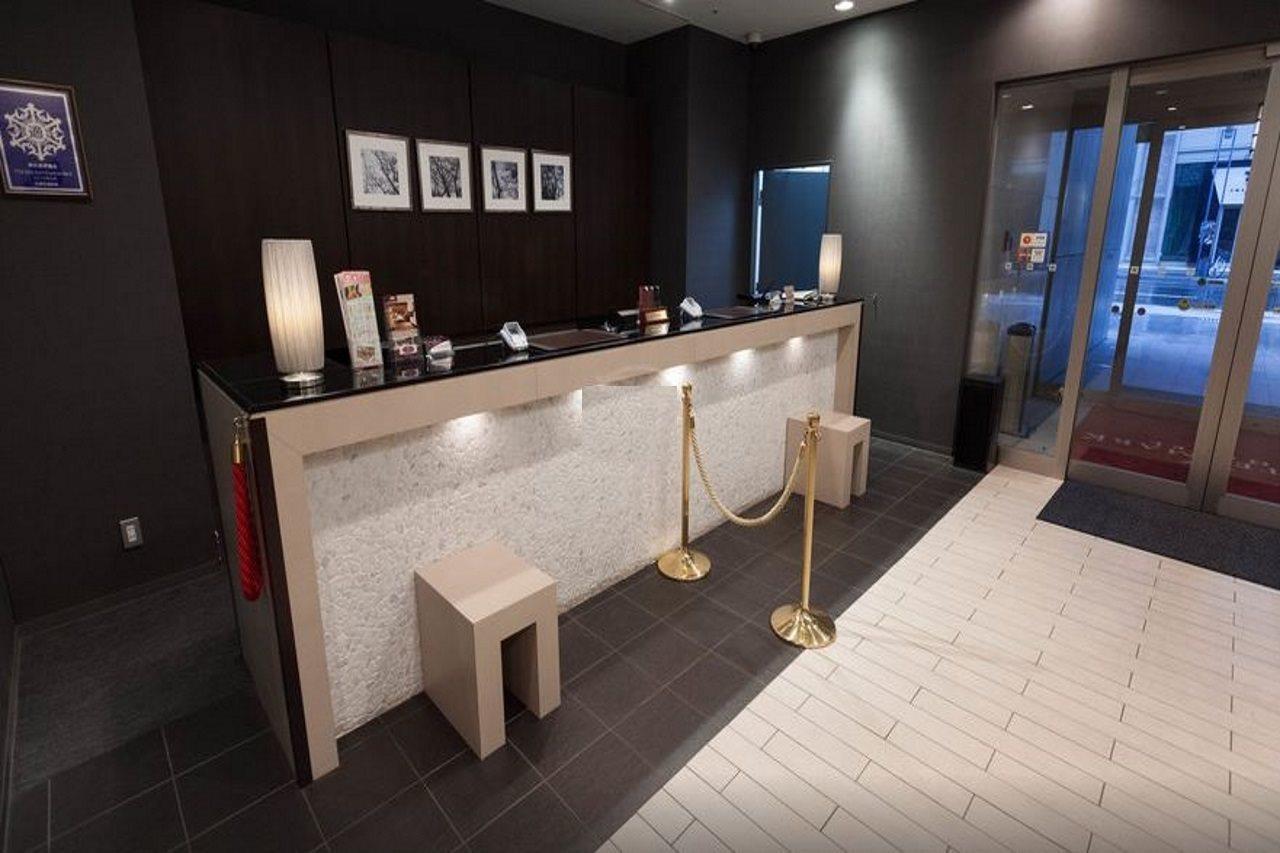 Hotel Vista Sapporo Odori Екстериор снимка